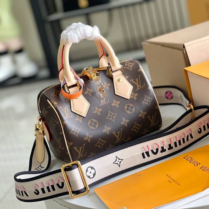 LOUIS VUITTON M46222 モノグラム 斜め掛けバッグ 斜め掛け手提げ 20.5x13.5x12cm サイズ:20.5x13.5x12cm