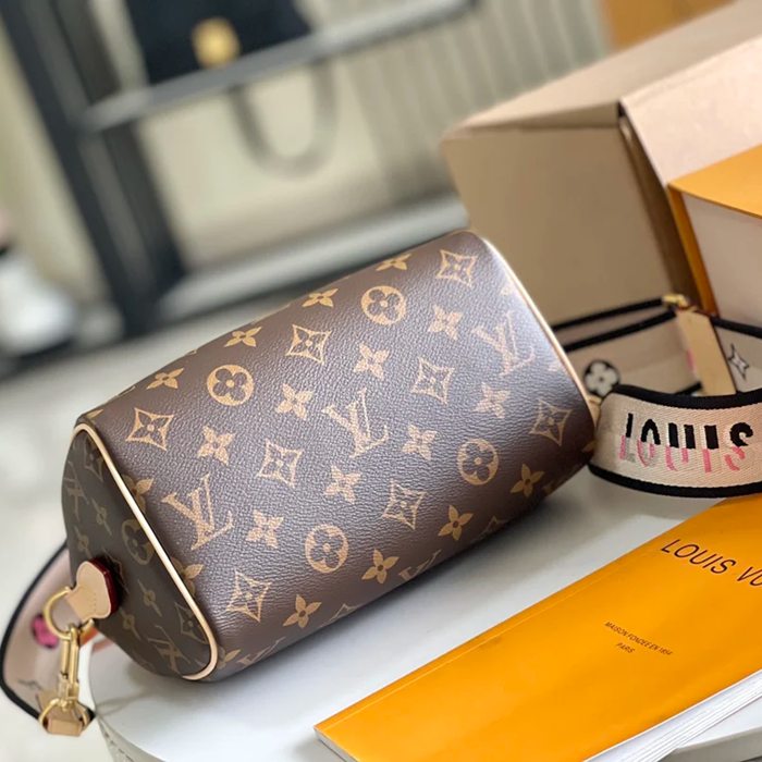 LOUIS VUITTON M46222 モノグラム 斜め掛けバッグ 斜め掛け手提げ 20.5x13.5x12cm サイズ:20.5x13.5x12cm