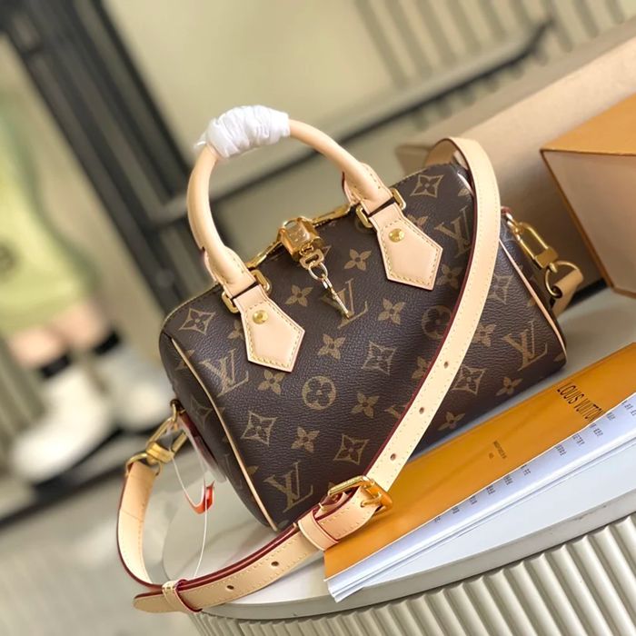 LOUIS VUITTON M46234 モノグラム 斜め掛けバッグ 斜め掛け手提げ 20.5x13x12cm サイズ:20.5x13x12cm