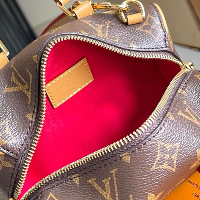 LOUIS VUITTON M13226 モノグラム 斜め掛けバッグ 斜め掛け手提げ 17x15x15cm サイズ:17x15x15cm