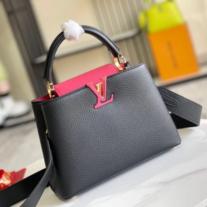 LOUIS VUITTON M59468 牛皮 ブラック 斜め掛けバッグ 斜め掛け手提げ 27x18cm サイズ:27x18cm