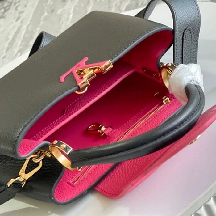 LOUIS VUITTON M59468 牛皮 ブラック 斜め掛けバッグ 斜め掛け手提げ 27x18cm サイズ:27x18cm