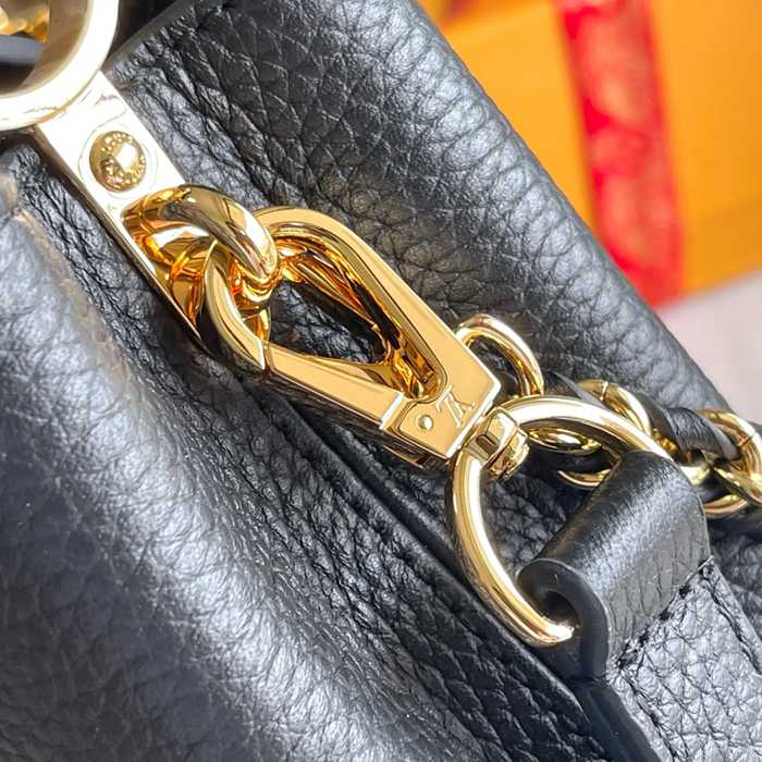 LOUIS VUITTON M23951 ブラック 斜め掛けバッグ 斜め掛け手提げ 21x14cm サイズ:21x14cm