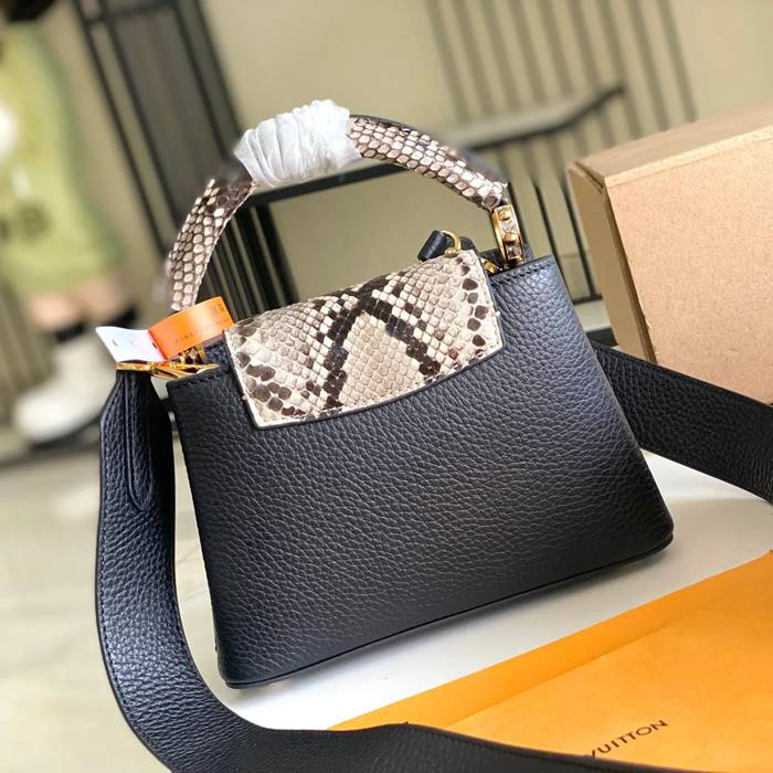 LOUIS VUITTON M95509 牛皮 ブラック 斜め掛けバッグ 斜め掛け 21x14cm サイズ:21x14cm
