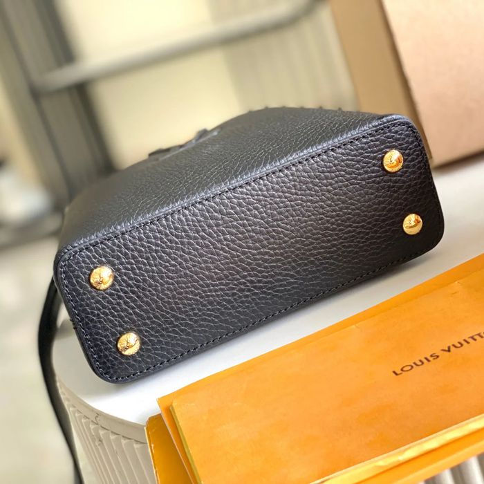 LOUIS VUITTON M95509 牛皮 ブラック 斜め掛けバッグ 斜め掛け 21x14cm サイズ:21x14cm