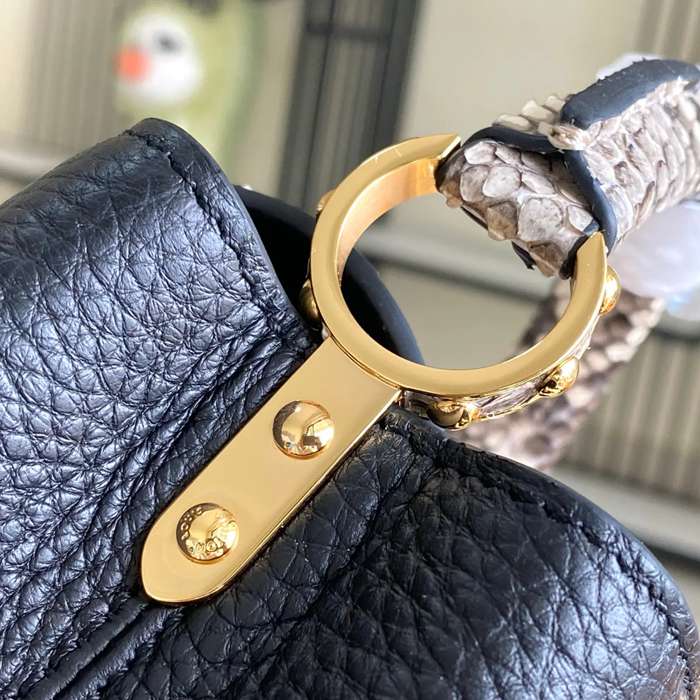 LOUIS VUITTON M95509 牛皮 ブラック 斜め掛けバッグ 斜め掛け 21x14cm サイズ:21x14cm