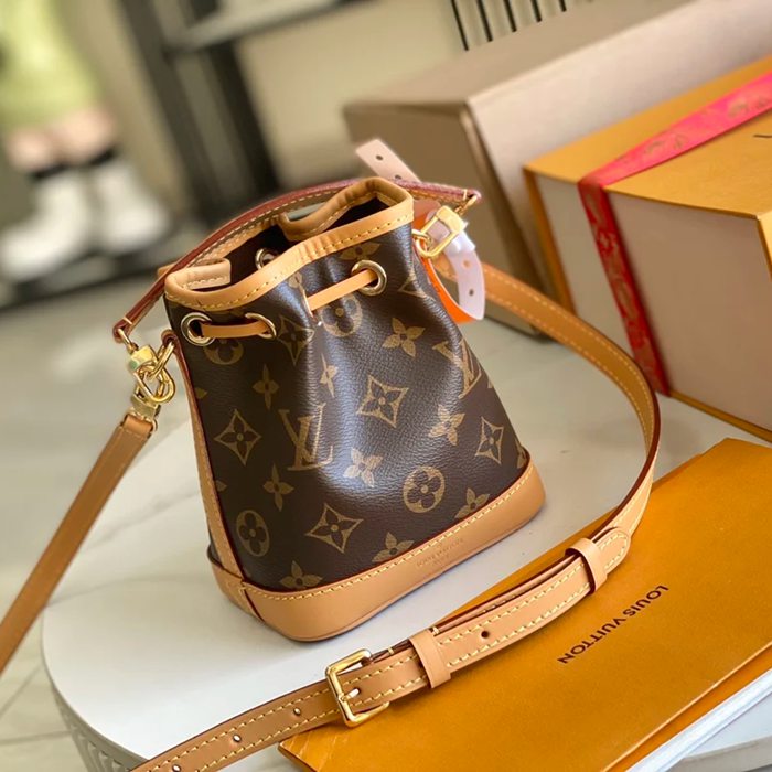 LOUIS VUITTON M81266 本革 モノグラム 斜め掛けバッグ 斜め掛け手提げ 16x13x10cm サイズ:16x13x10cm