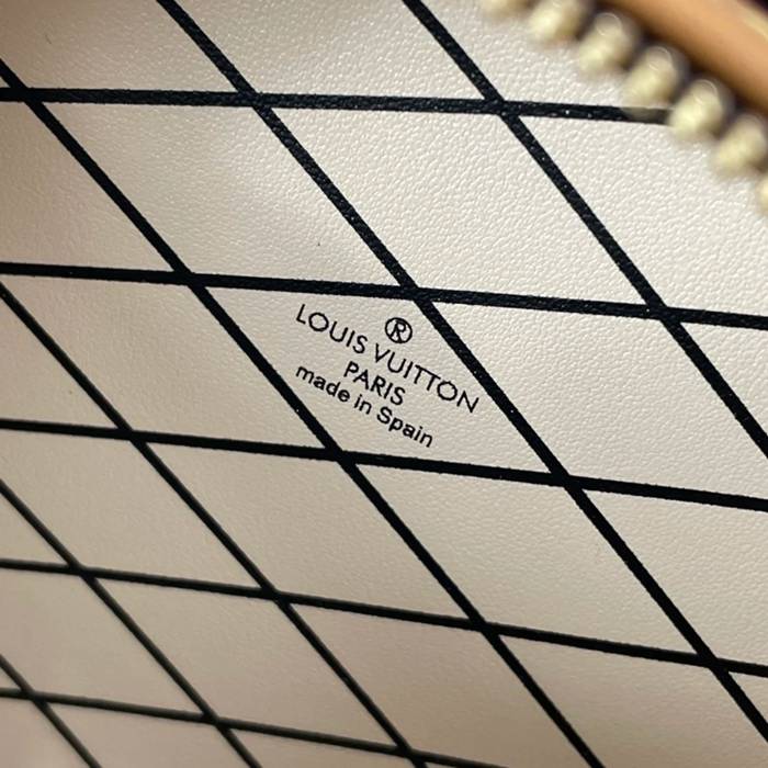 LOUIS VUITTON M44699 キャンバス モノグラム 斜め掛けバッグ レディース斜め掛け 13x12x6.5cm サイズ:13x12x6.5cm