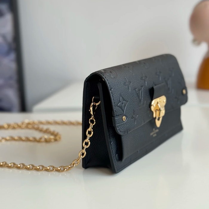LOUIS VUITTON M67839 モノグラム ブラック 斜め掛けバッグ レディース斜め掛けチェーン 19x12.5cm サイズ:19x12.5cm