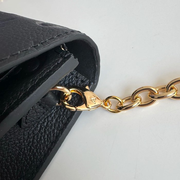 LOUIS VUITTON M67839 モノグラム ブラック 斜め掛けバッグ レディース斜め掛けチェーン 19x12.5cm サイズ:19x12.5cm