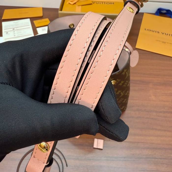 LOUIS VUITTON M44022 ボックスレザー 斜め掛けバッグ レディース斜め掛け 26x26x17.5cm サイズ:26x26x17.5cm
