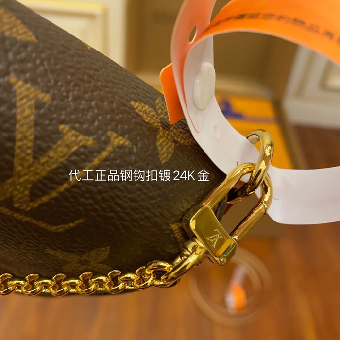 LOUIS VUITTON M40718 ボックスレザー 斜め掛けバッグ レディース斜め掛け 26x12cm サイズ:26x12cm