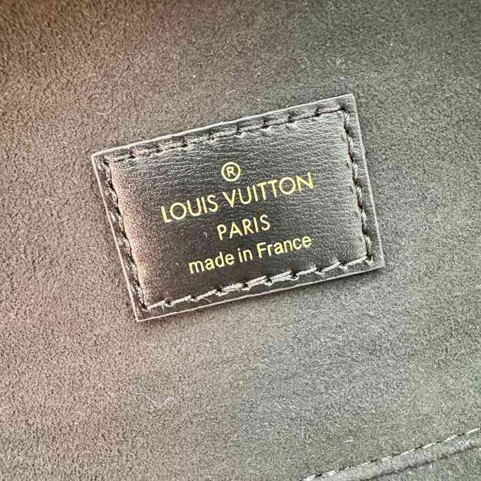 LOUIS VUITTON M47128 ボックスレザー 斜め掛けバッグ レディース斜め掛け 19x13x11cm サイズ:19x13x11cm