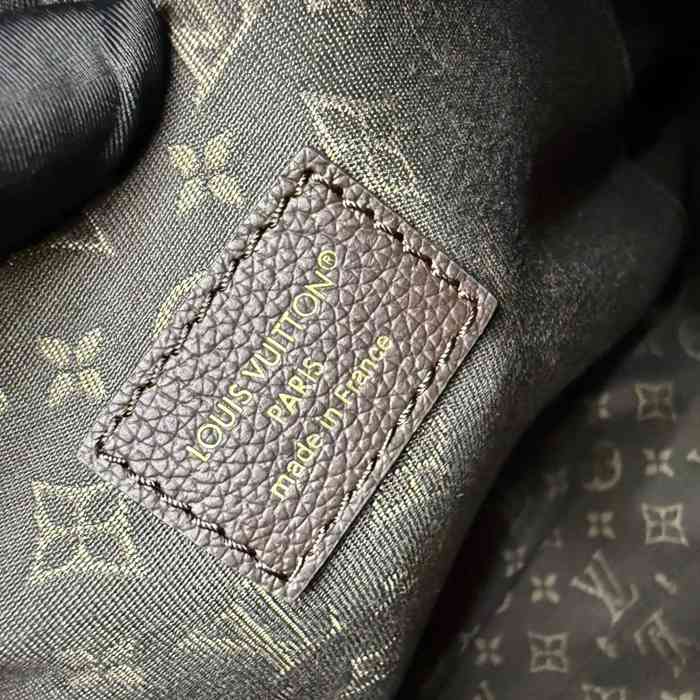 LOUIS VUITTON M26397 ボックスレザー 斜め掛けバッグ レディース斜め掛け 36x24x18.5cm サイズ:36x24x18.5cm