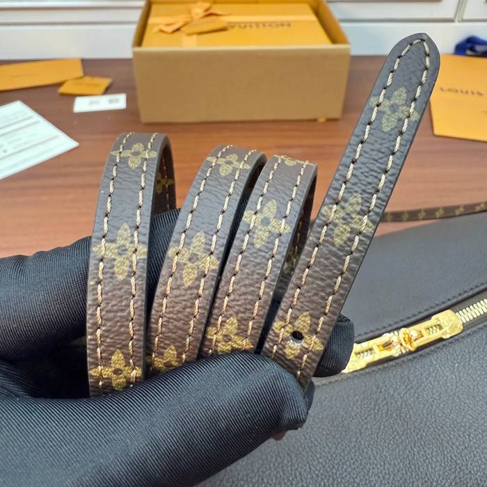LOUIS VUITTON M26397 ボックスレザー 斜め掛けバッグ レディース斜め掛け 36x24x18.5cm サイズ:36x24x18.5cm