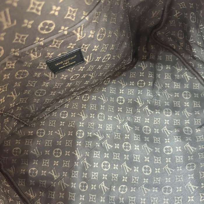 LOUIS VUITTON M26358 ボックスレザー 斜め掛けバッグ レディース斜め掛け 36x24x18.5cm サイズ:36x24x18.5cm