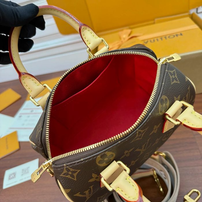 LOUIS VUITTON M46222 ボックスレザー 斜め掛けバッグ レディース斜め掛け 20.5x13.5x12cm サイズ:20.5x13.5x12cm