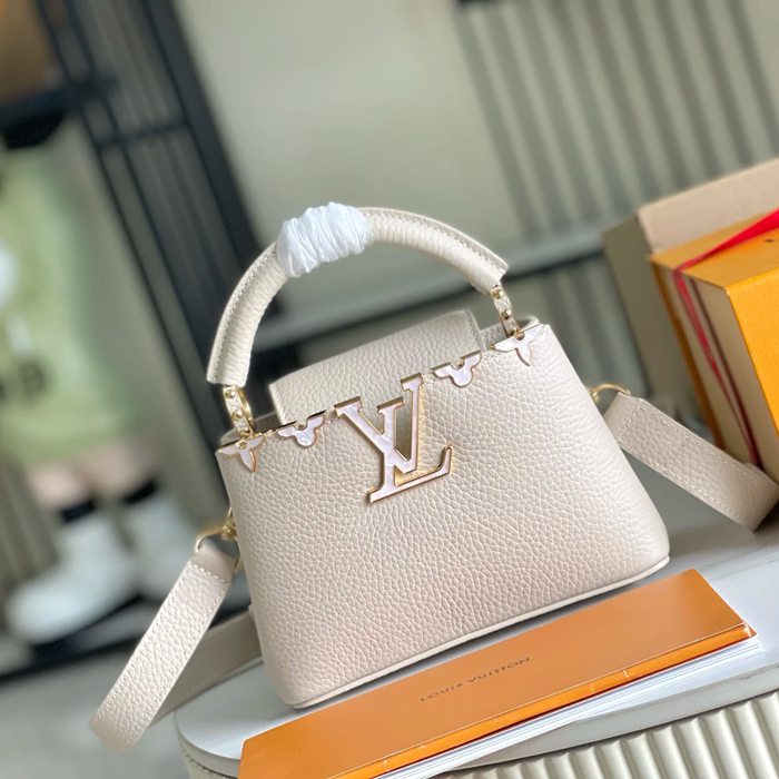 LOUIS VUITTON M11341 モノグラム ホワイト 斜め掛けバッグ レディース斜め掛けチェーン 21x14cm サイズ:21x14cm