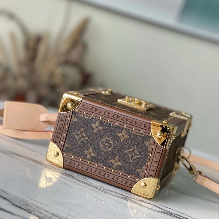 LOUIS VUITTON M10079 斜め掛けバッグ レディース斜め掛け 20x17x10.5cm サイズ:20x17x10.5cm