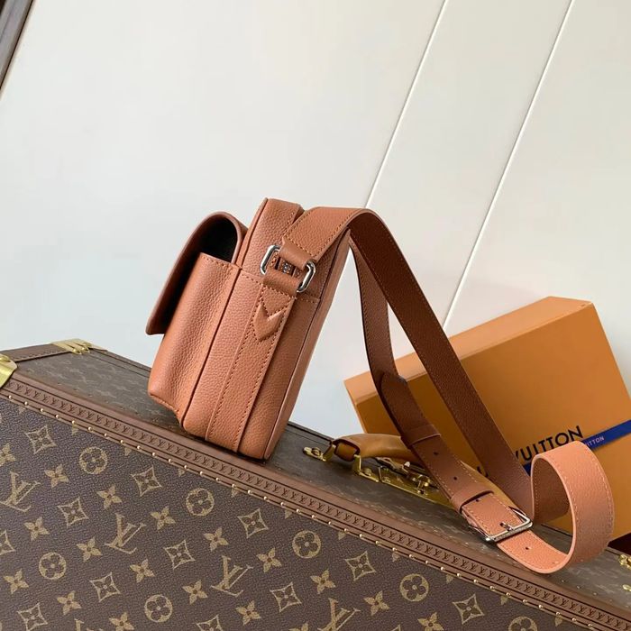 LOUIS VUITTON M25981 牛皮 ブラウン 斜め掛けバッグ レディース斜め掛け 24x18cm サイズ:24x18cm