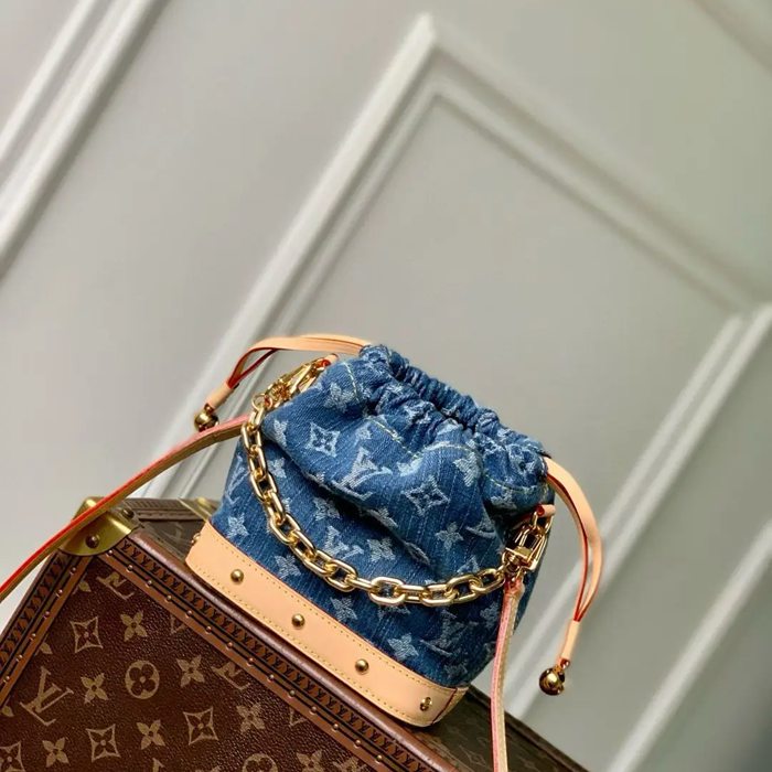 LOUIS VUITTON M83043 モノグラム デニム リュックサック リュックチェーン 20.5x17.5x8.8cm サイズ:20.5x17.5x8.8cm