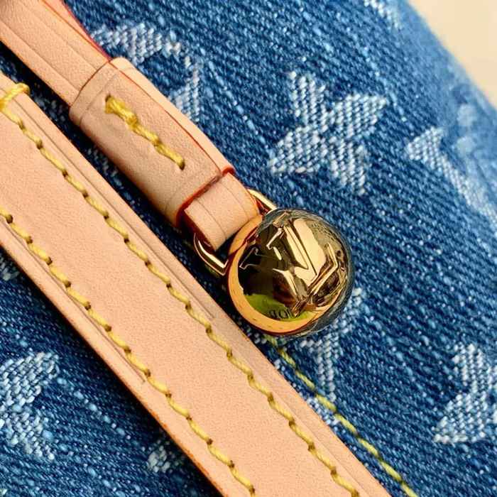 LOUIS VUITTON M83043 モノグラム デニム リュックサック リュックチェーン 20.5x17.5x8.8cm サイズ:20.5x17.5x8.8cm
