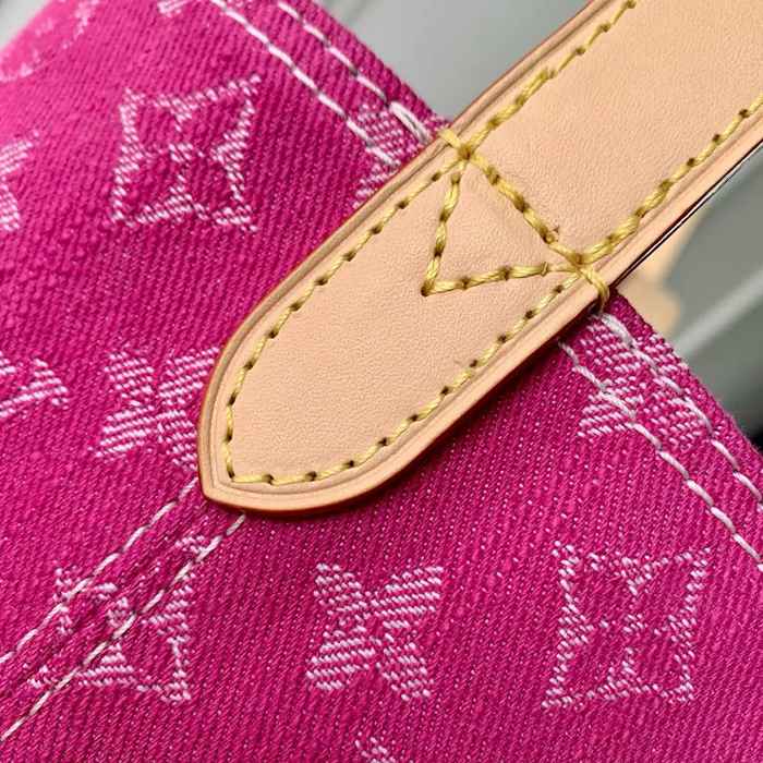 LOUIS VUITTON M27626 牛皮 配色 デニム 斜め掛けバッグ レディース斜め掛け 18x16x12cm サイズ:18x16x12cm