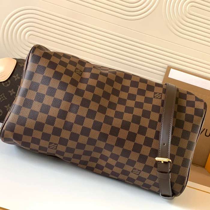 LOUIS VUITTON M41111 牛皮 クラシック キャンバス 斜め掛けバッグ レディース斜め掛け 35x23x18cm サイズ:35x23x18cm