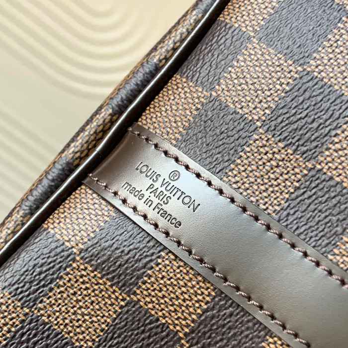 LOUIS VUITTON M41111 牛皮 クラシック キャンバス 斜め掛けバッグ レディース斜め掛け 35x23x18cm サイズ:35x23x18cm