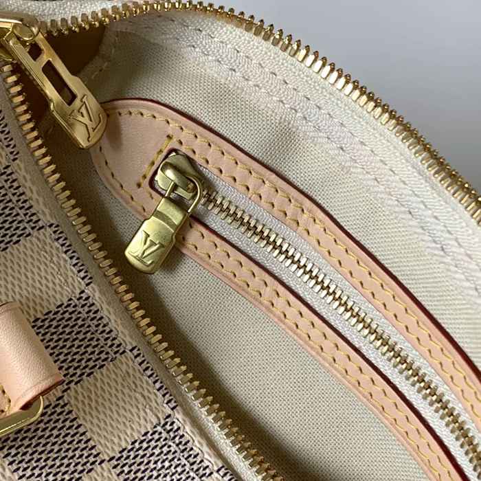 LOUIS VUITTON M41113 牛皮 クラシック キャンバス 斜め掛けバッグ レディース斜め掛け 25x19x15cm サイズ:25x19x15cm