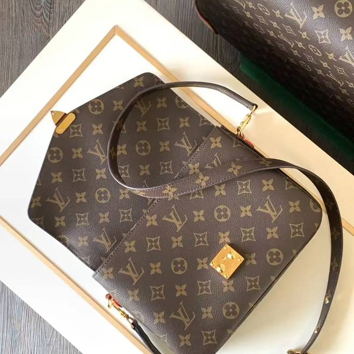 LOUIS VUITTON M44875 キャンバス モノグラム 斜め掛けバッグ レディース斜め掛け 25x19cm サイズ:25x19cm