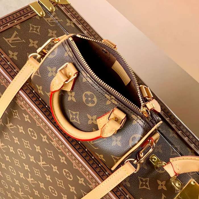 LOUIS VUITTON M81085 牛皮 モノグラム キャンバス 斜め掛けバッグ レディース斜め掛け 16x10x7.5cm サイズ:16x10x7.5cm