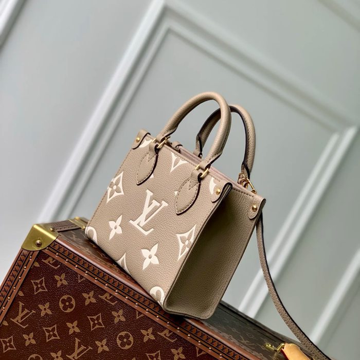 LOUIS VUITTON M47054 モノグラム 斜め掛けバッグ レディース斜め掛け 18x15x8.5cm サイズ:18x15x8.5cm