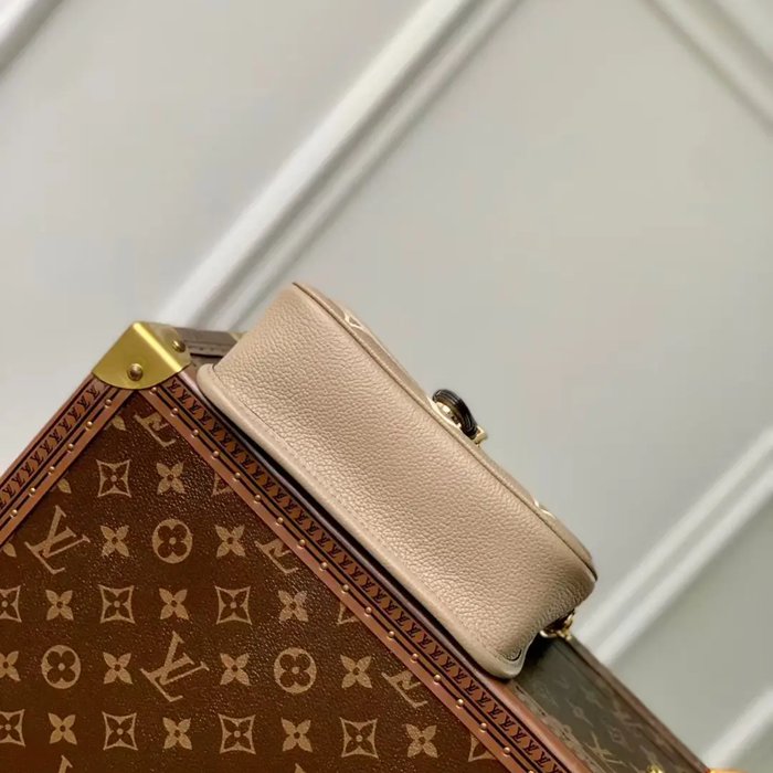 LOUIS VUITTON M83300 モノグラム 斜め掛けバッグ レディース斜め掛けフラップ 19x10.5cm サイズ:19x10.5cm