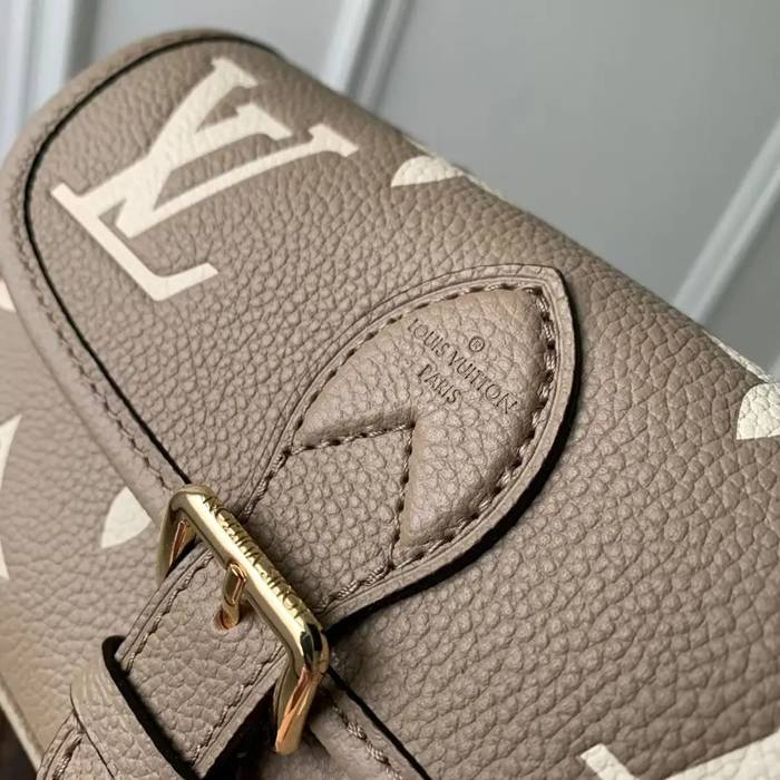 LOUIS VUITTON M83300 モノグラム 斜め掛けバッグ レディース斜め掛けフラップ 19x10.5cm サイズ:19x10.5cm