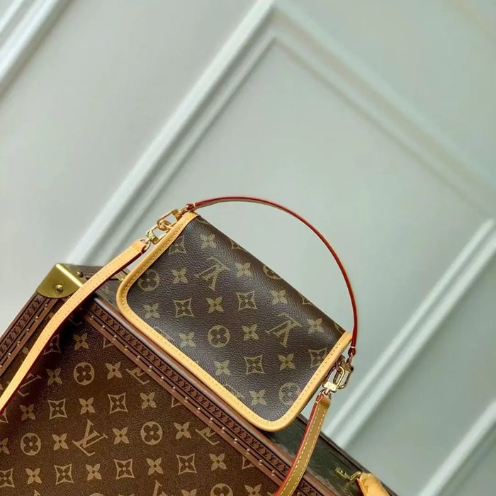 LOUIS VUITTON M83298 キャンバス モノグラム 斜め掛けバッグ レディース斜め掛けフラップ 19x10.5cm サイズ:19x10.5cm