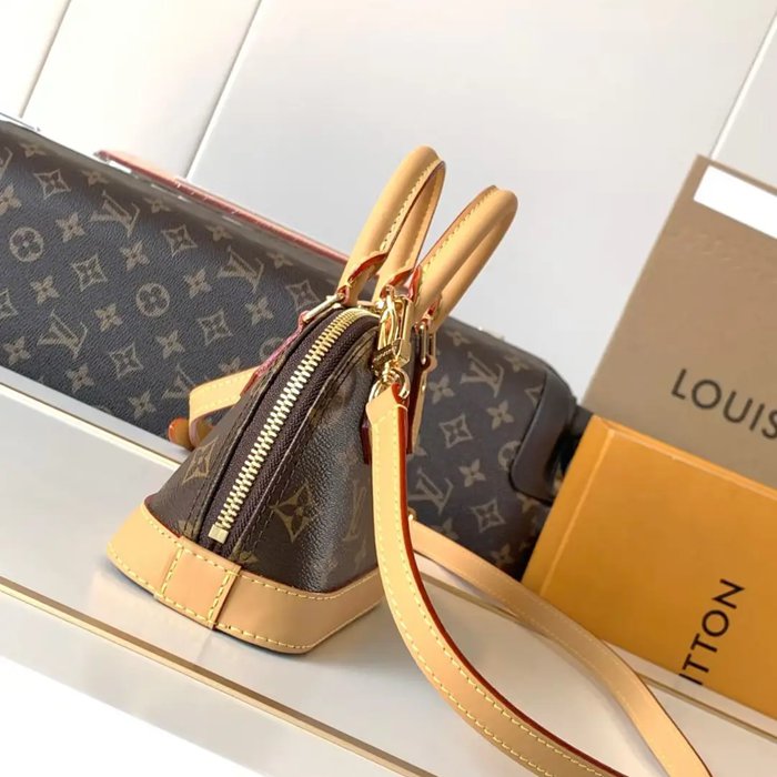 LOUIS VUITTON M82717 キャンバス クラシック 斜め掛けバッグ レディース斜め掛け サイズ:18.0x12.0x8.0cm