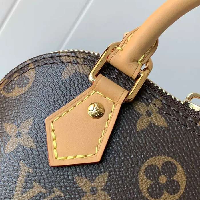 LOUIS VUITTON M82717 キャンバス クラシック 斜め掛けバッグ レディース斜め掛け サイズ:18.0x12.0x8.0cm