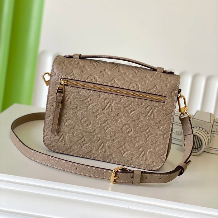 LOUIS VUITTON M44881 斜め掛けバッグ 斜め掛け サイズ:25.0x19.0x7.0cm