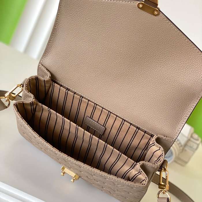 LOUIS VUITTON M44881 斜め掛けバッグ 斜め掛け サイズ:25.0x19.0x7.0cm