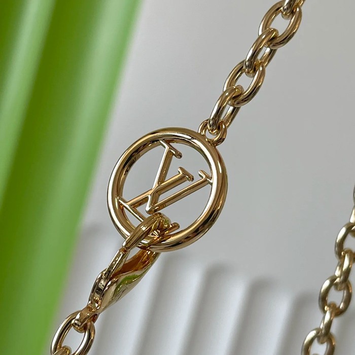 LOUIS VUITTON M27043 斜め掛けバッグ 斜め掛け手提げチェーン サイズ:21.0x12.5x6.0cm