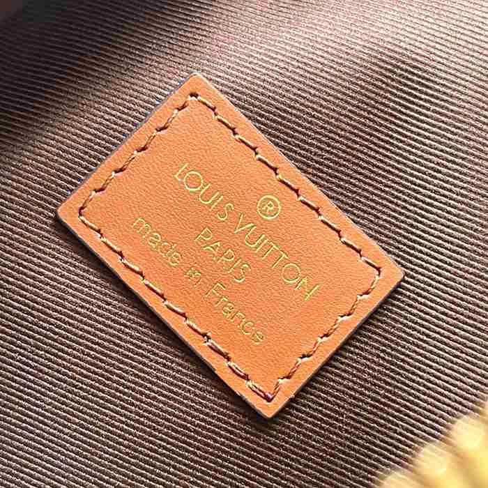 LOUIS VUITTON M46311 モノグラム 斜め掛けバッグ 斜め掛け サイズ:38.0x26.0x10.0cm