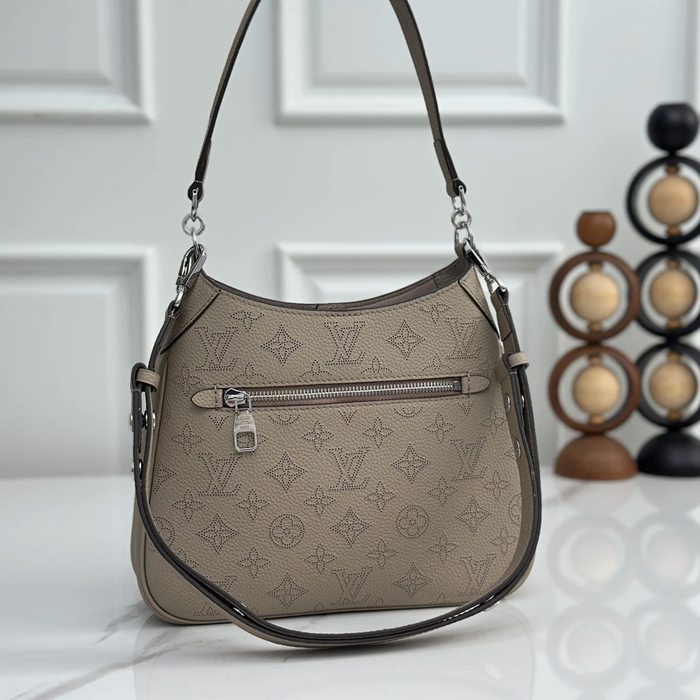 LOUIS VUITTON M28306 モノグラム 斜め掛けバッグ レディース斜め掛け 25x20cm サイズ:25x20cm