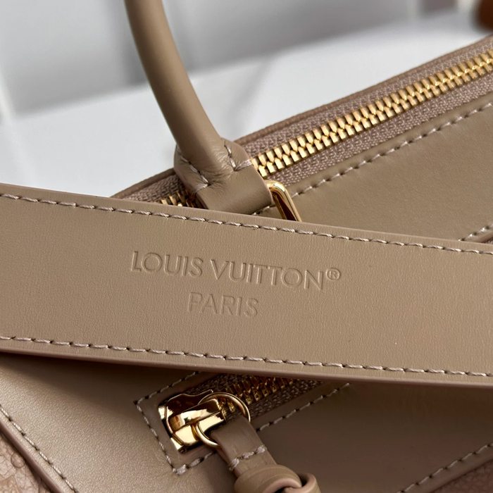 LOUIS VUITTON M29152 モノグラム ブラック 斜め掛けバッグ レディース斜め掛け手提げチェーン 40x26x15cm サイズ:40x26x15cm