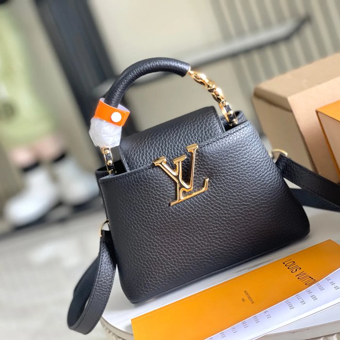 LOUIS VUITTON M23943 牛皮 モノグラム ブラック 斜め掛けバッグ レディース斜め掛けフラップ 21x14cm サイズ:21x14cm
