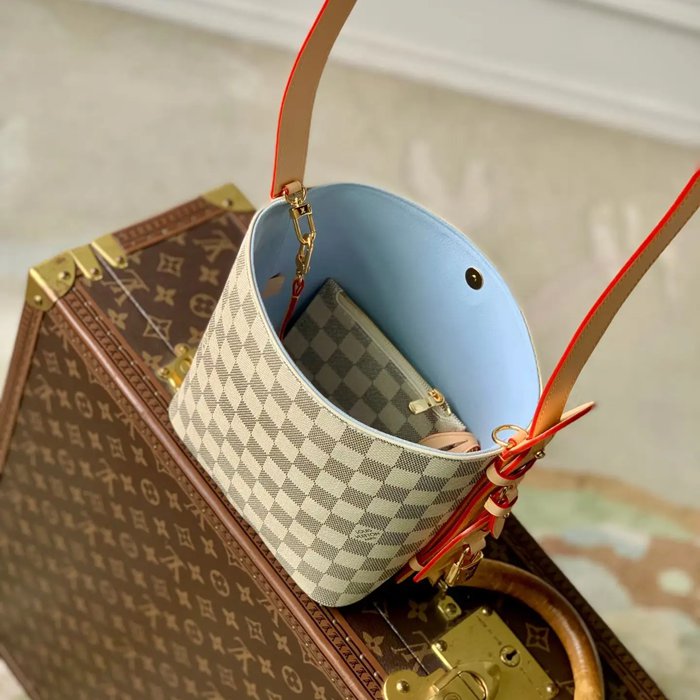 LOUIS VUITTON M28318 キャンバス 配色 斜め掛けバッグ レディース斜め掛け 18x16x12cm サイズ:18x16x12cm