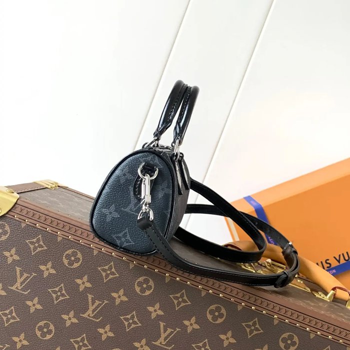 LOUIS VUITTON M26573 キャンバス モノグラム 斜め掛けバッグ レディース斜め掛け 16x10x7.5cm サイズ:16x10x7.5cm