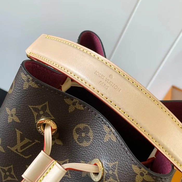 LOUIS VUITTON M46581 キャンバス モノグラム 斜め掛けバッグ レディース斜め掛け手提げ 20x20x13cm サイズ:20x20x13cm
