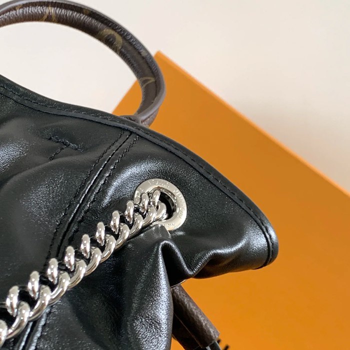 LOUIS VUITTON M25522 羊皮 リュックサック ショルダーリュックチェーン 25x24x10cm サイズ:25x24x10cm