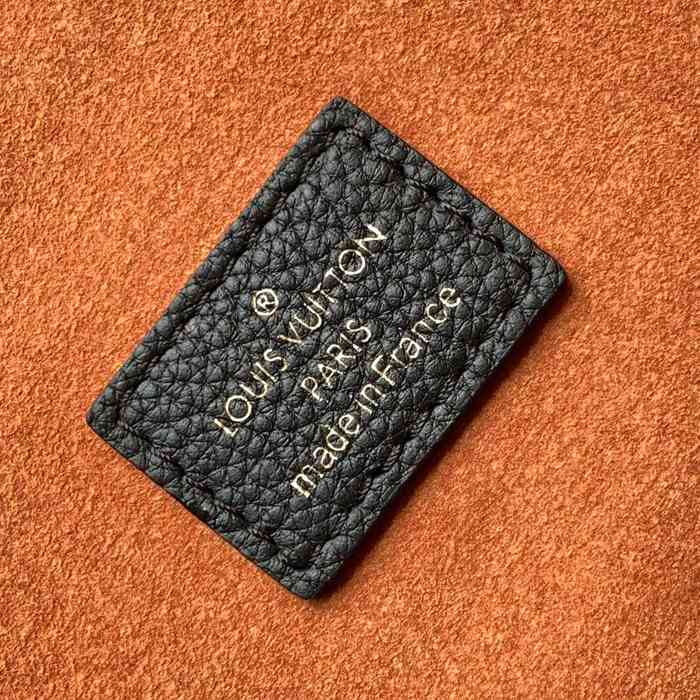 LOUIS VUITTON M25341 牛皮 モノグラム ショルダーバッグ レディースショルダー手提げ 47x30x14cm サイズ:47x30x14cm